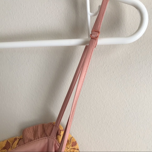 MAJORELLE NWT Sashi Midi Dress in Golden Blush - Picture 6 of 11